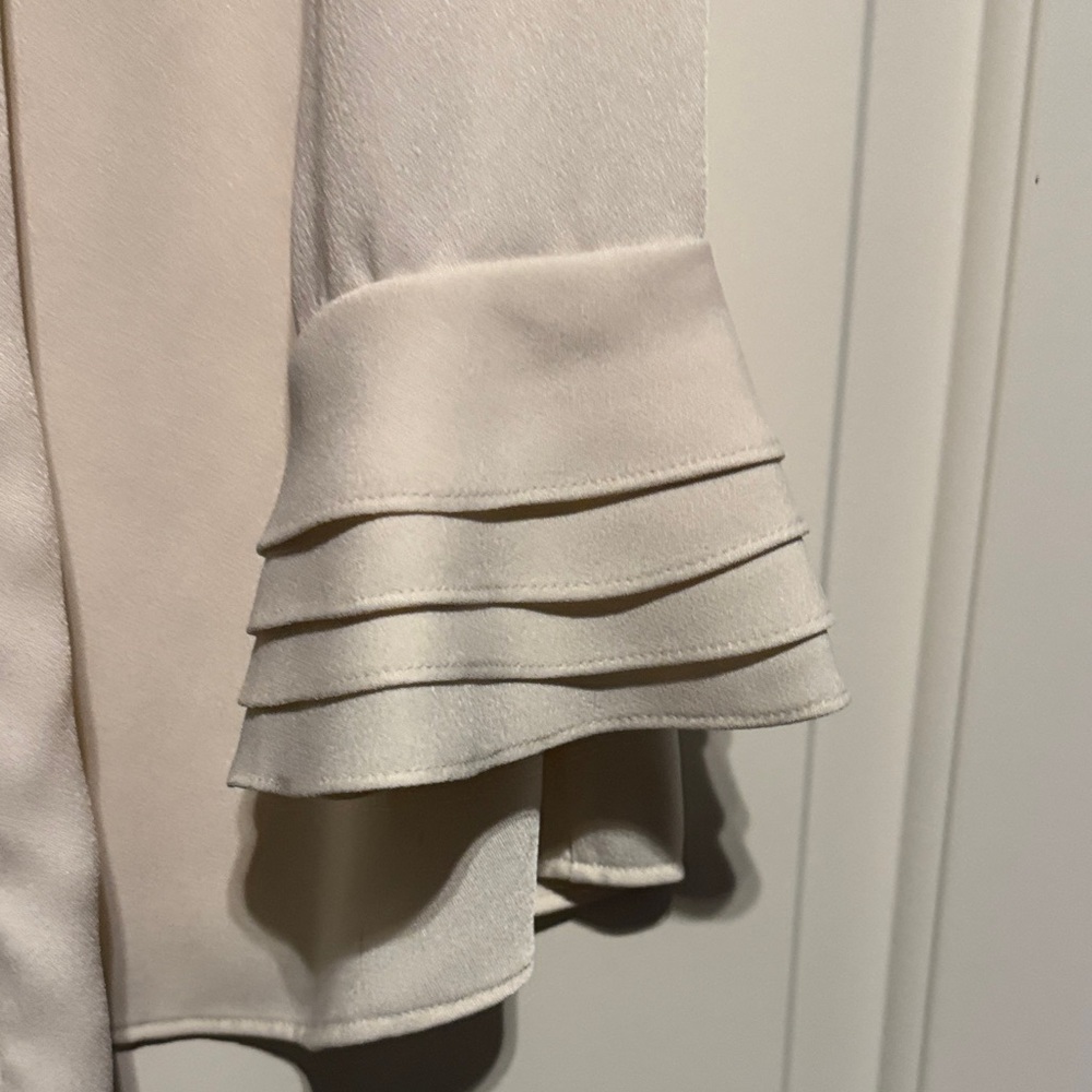 Soft Surroundings Elegant Cream Button-Down Blouse - Picture 2 of 5